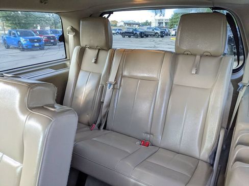 Used 2010 Ford Expedition Eddie Bauer AWD/4WD image 18