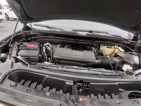 Used 2023 Chevrolet Suburban High Country image 21