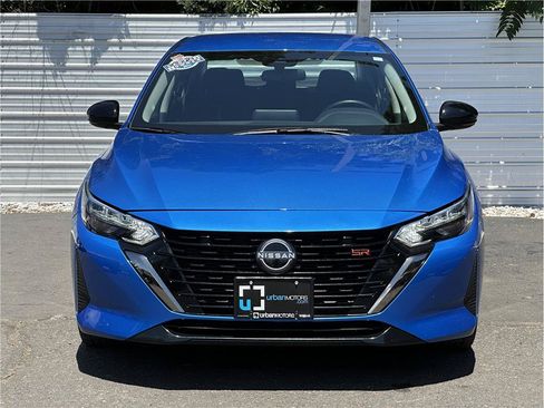 Used 2025 Nissan Sentra SR FWD image 7
