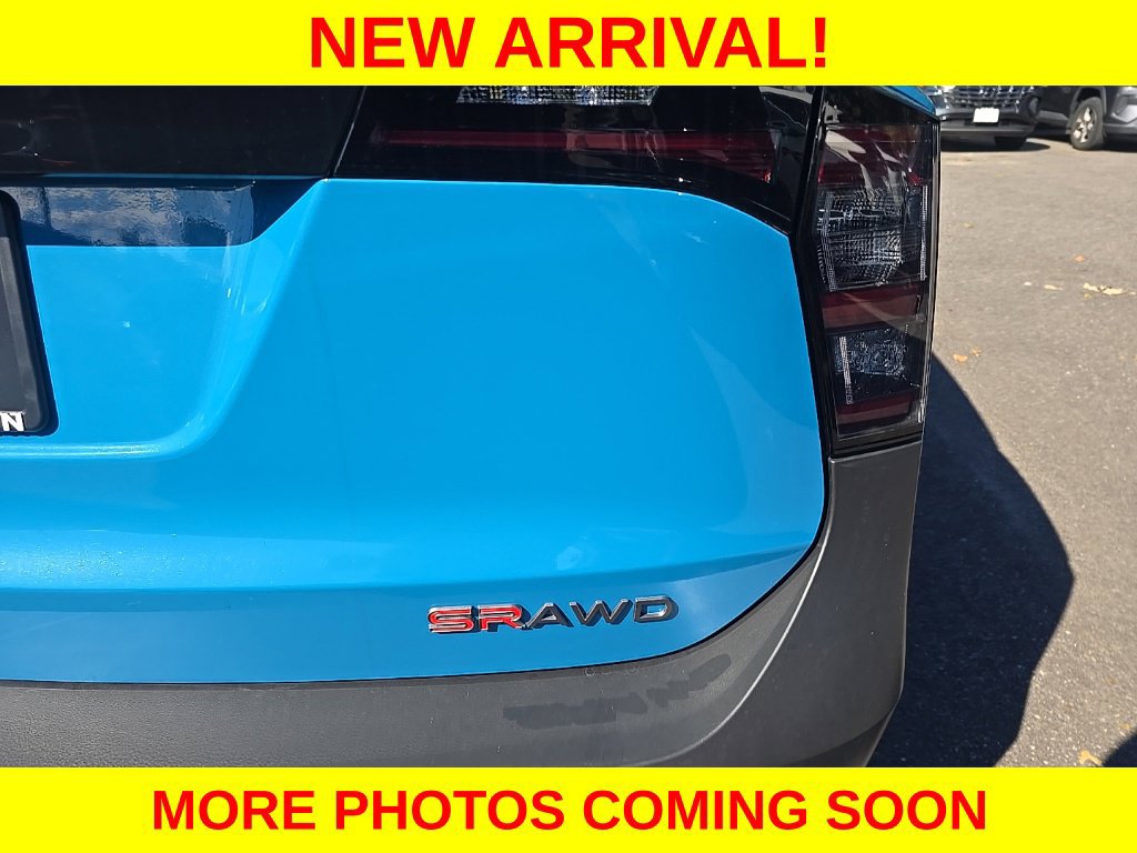 Used 2025 Nissan Kicks SR AWD/4WD image 14