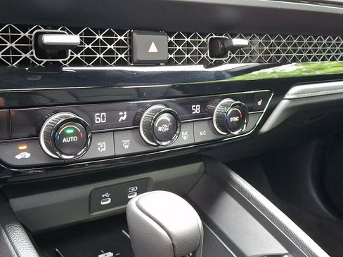 Used 2025 Honda Accord Sport image 17