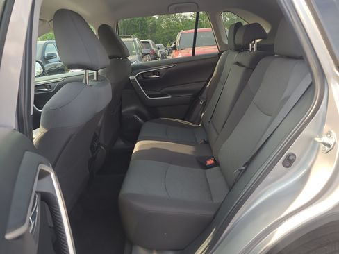 Certified 2024 Toyota RAV4 XLE AWD/4WD image 27