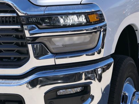 New 2026 RAM 3500 Tradesman AWD/4WD image 7