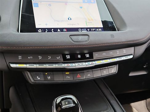 Used 2021 Cadillac XT4 Sport AWD/4WD image 10