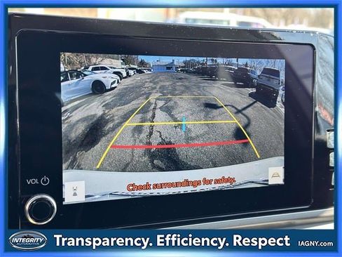 Used 2025 Toyota Camry LE image 21