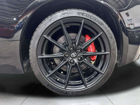 Used 2025 Toyota GR86 Premium w/ Performance Package RWD image 41