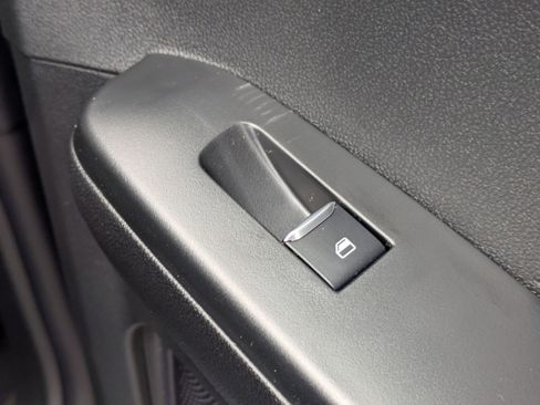 New 2026 Ford Escape ST-Line w/ Tech Pack #1 FWD image 34