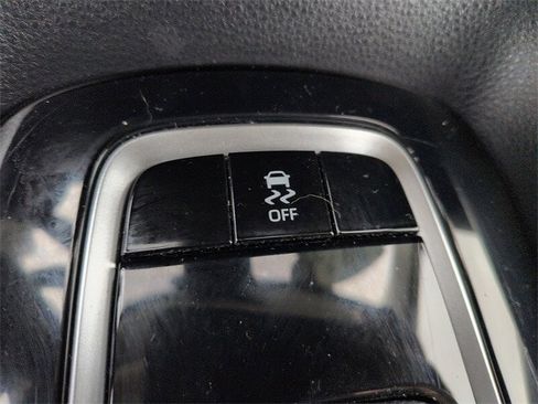 Certified 2024 Toyota Corolla LE image 24