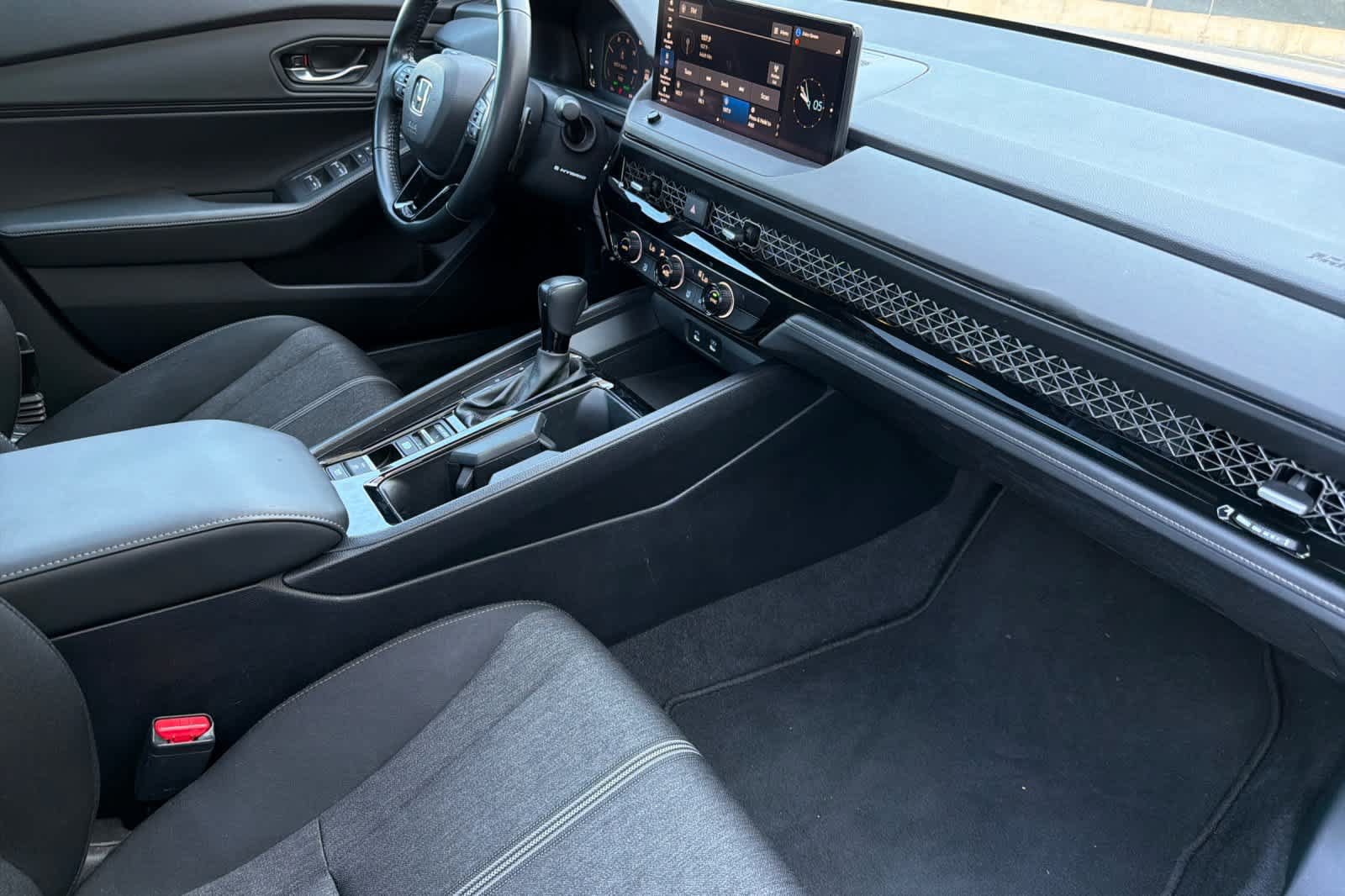 Used 2023 Honda Accord Sport image 15