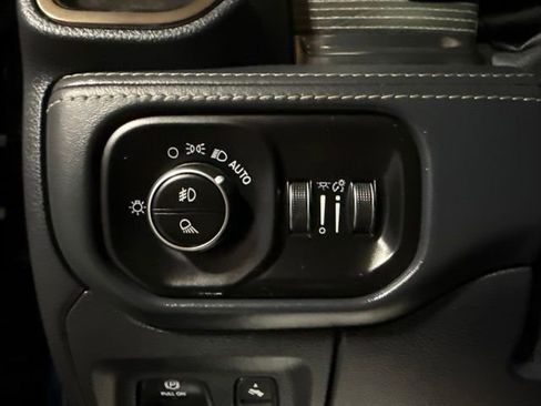 Used 2020 RAM 1500 Limited AWD/4WD image 19