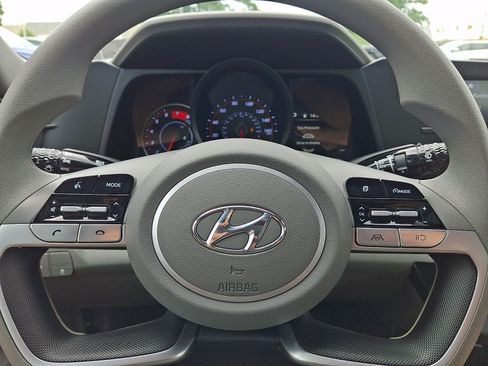 Certified 2023 Hyundai Elantra SEL FWD image 18