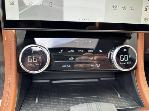 New 2026 Jaguar F-PACE R-Dynamic S image 25