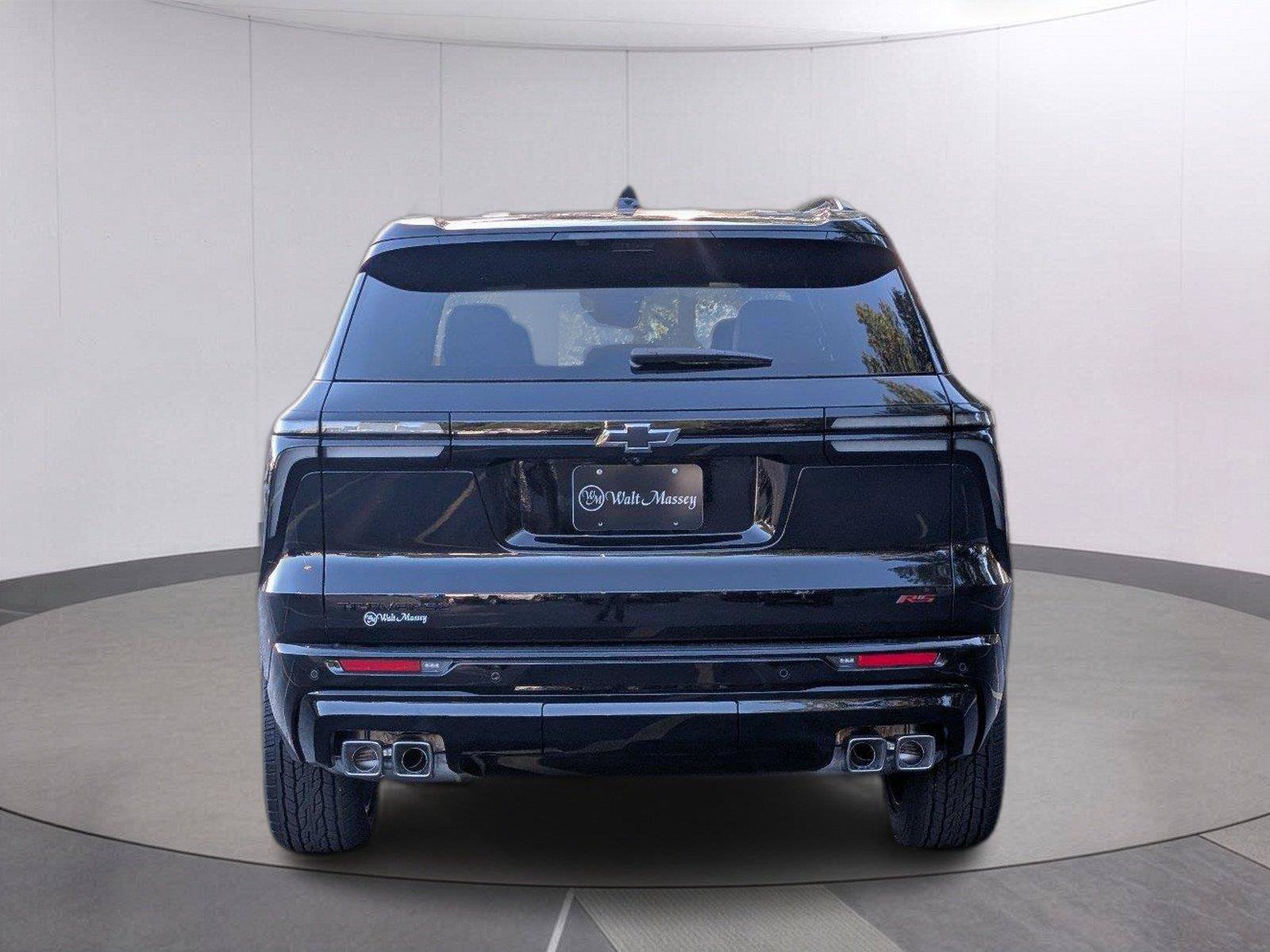 New 2027 Chevrolet Traverse RS FWD image 4