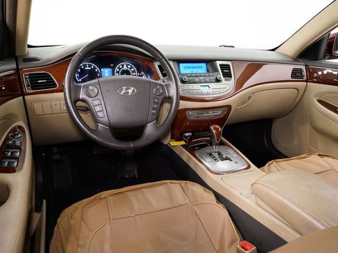 Used 2012 Hyundai Genesis 3.8 image 6