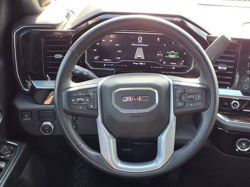 Used 2024 GMC Sierra 1500 Elevation RWD image 11