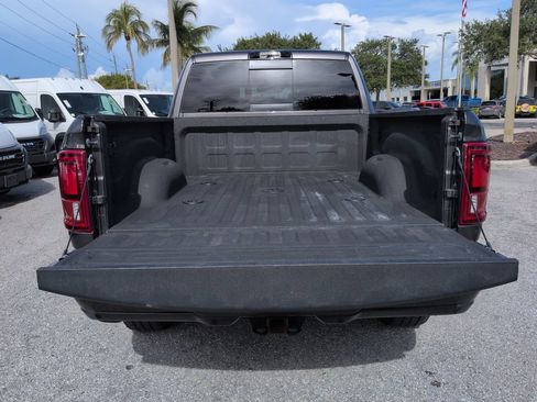 Used 2025 RAM 3500 Limited AWD/4WD image 13