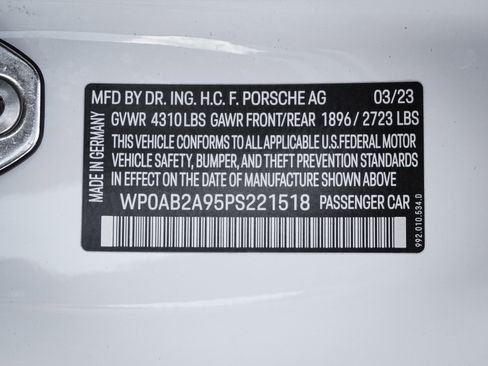 Used 2023 Porsche 911 Carrera GTS w/ Premium Package RWD image 28