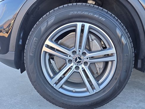 Certified 2021 Mercedes-Benz GLC 300 4MATIC image 11