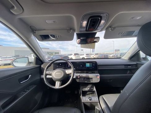 Used 2024 Hyundai Kona Limited image 5