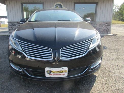 Used 2013 Lincoln MKZ FWD image 3