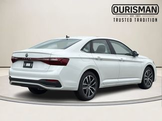 New 2026 Volkswagen Jetta SE FWD video 3