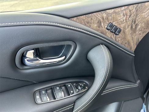 Certified 2023 INFINITI QX80 Premium Select w/ Cargo Package image 16