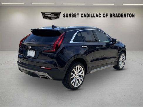 Certified 2023 Cadillac XT4 Premium Luxury FWD image 3