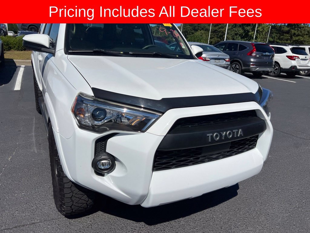 Used 2021 Toyota 4Runner SR5 AWD/4WD image 14