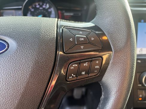 Used 2019 Ford Explorer XLT w/ Equipment Group 202A image 19