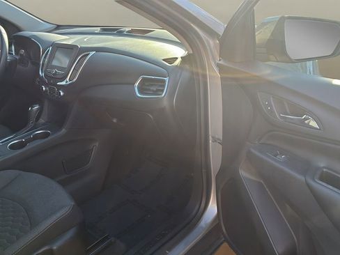 Used 2018 Chevrolet Equinox LT image 10