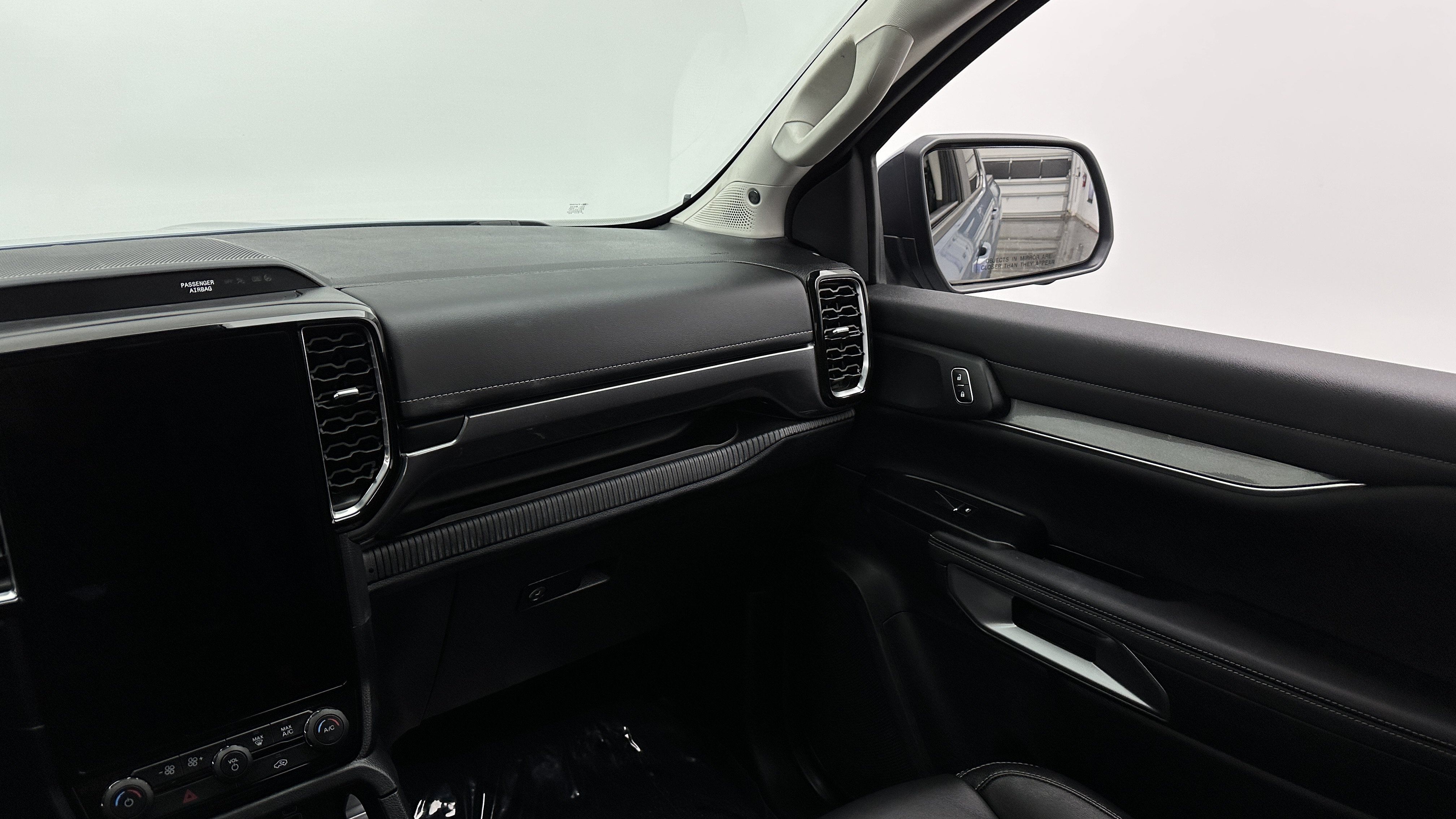 Used 2024 Ford Ranger Lariat w/ FX4 Off-Road Package AWD/4WD image 35