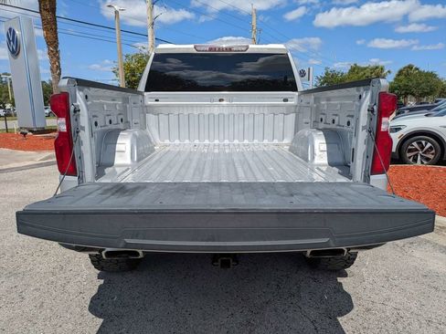Used 2021 Chevrolet Silverado 1500 Custom Trail Boss AWD/4WD image 13