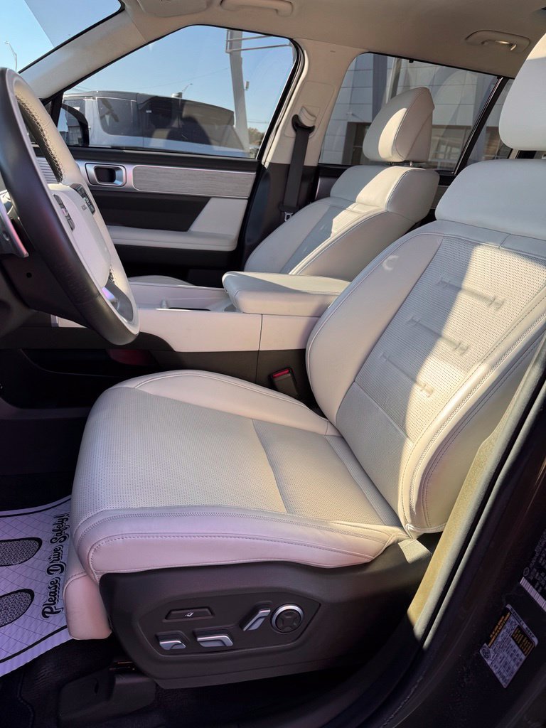 Used 2024 Hyundai Santa Fe Calligraphy AWD/4WD image 10