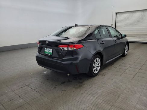 Used 2025 Toyota Corolla LE FWD image 10