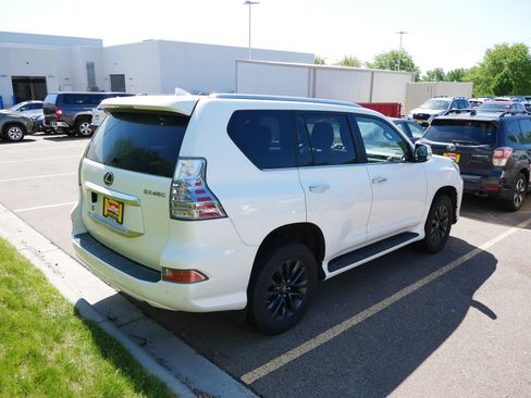 Used 2021 Lexus GX 460 Premium w/ Premium Package AWD/4WD image 5