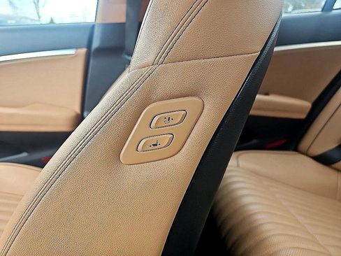 Used 2022 Genesis G70 2.0T w/ Prestige Package image 16