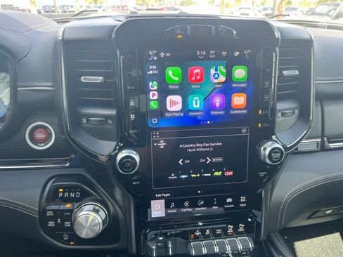 Used 2024 RAM 1500 Limited image 13