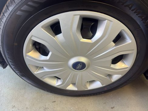 Used 2021 Ford Transit Connect XLT FWD image 30