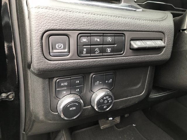 Certified 2024 GMC Yukon Denali AWD/4WD image 5