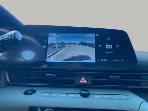 New 2025 Hyundai Elantra Limited w/ Cargo Package image 25