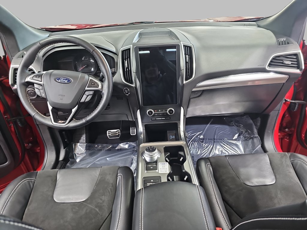 Used 2024 Ford Edge ST w/ Equipment Group 401A AWD/4WD image 11
