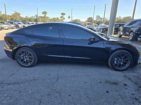 Used 2021 Tesla Model 3 Long Range image 3