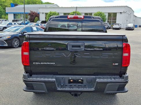 Used 2022 Chevrolet Colorado Z71 AWD/4WD image 5