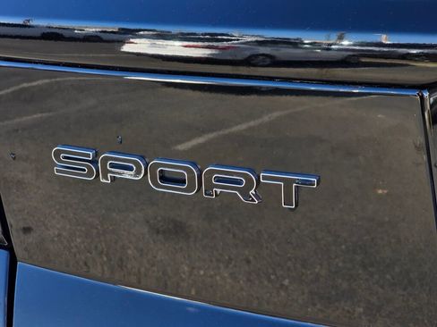 Used 2019 Land Rover Range Rover Sport HSE Dynamic image 13