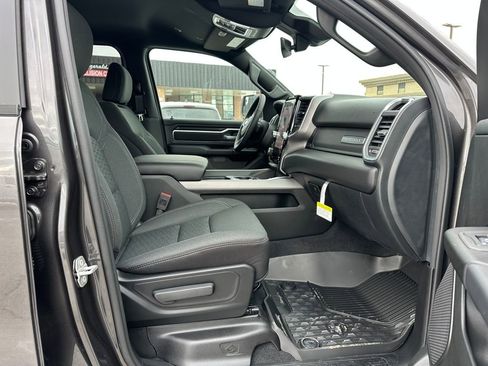 New 2026 RAM 1500 Big Horn AWD/4WD image 17