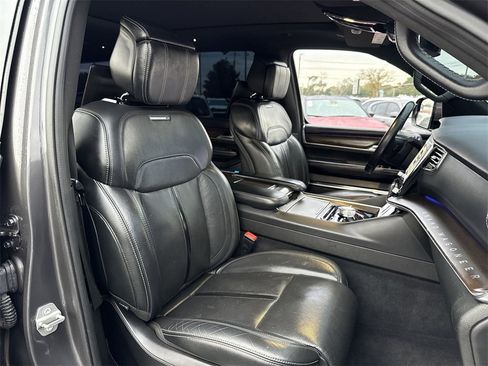 Used 2022 Jeep Grand Wagoneer Series I w/ Rear Seat Video Group 1 image 26