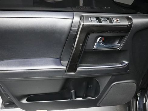 Used 2023 Toyota 4Runner Limited RWD image 20