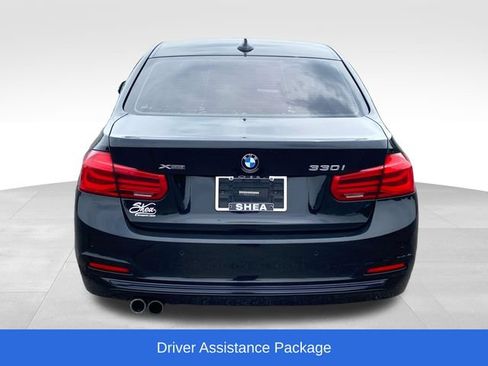 Used 2017 BMW 330i xDrive Sedan AWD/4WD image 4