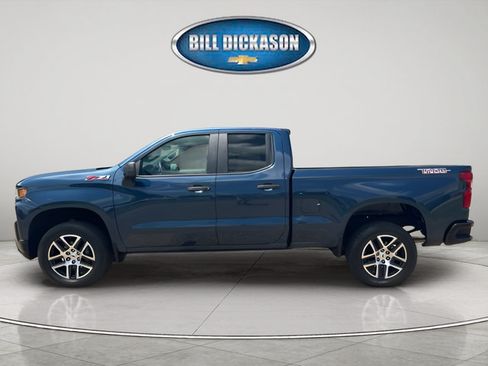 Used 2019 Chevrolet Silverado 1500 Custom Trail Boss w/ Custom Convenience Package AWD/4WD image 4