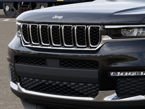 New 2025 Jeep Grand Cherokee L Limited w/ MOPAR Finishing Package image 11